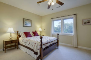 guest-bedroom-2-736-indian-camp-mountain-road-rosman-nc-mls-3196383